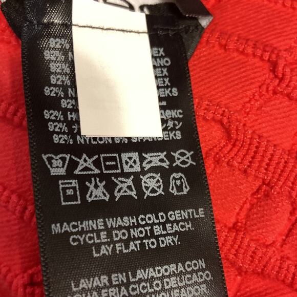 NWT Bebe Sweetheart Neck Textured Dress in Smoulder Red Sz XS/S - Picture 5 of 10